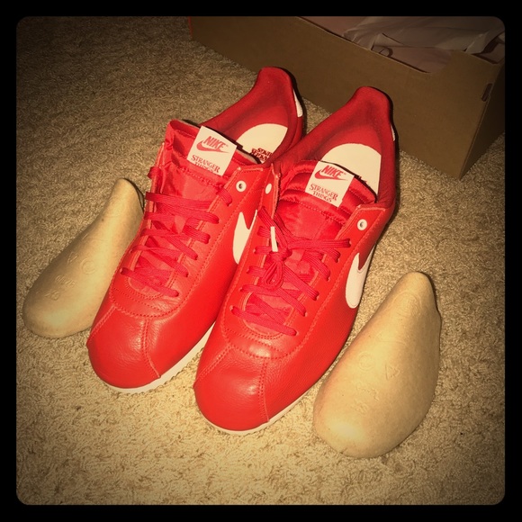 nike cortez red stranger things